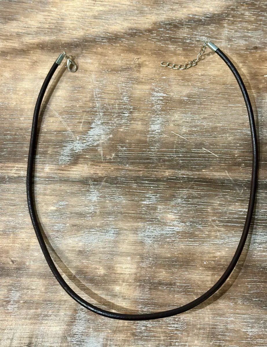 Mørk Brun Lærsnor 45cm - 3mm