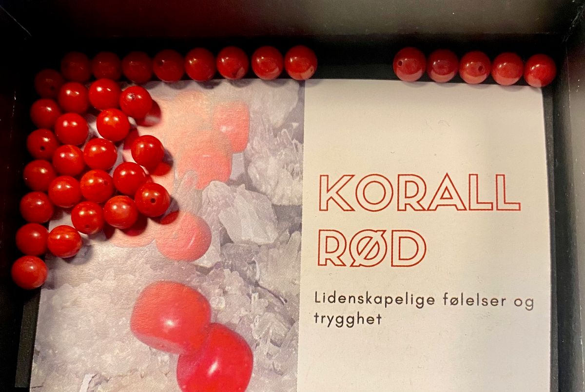 Armbåndsperle Rød Korall Farget 5mm 1stk